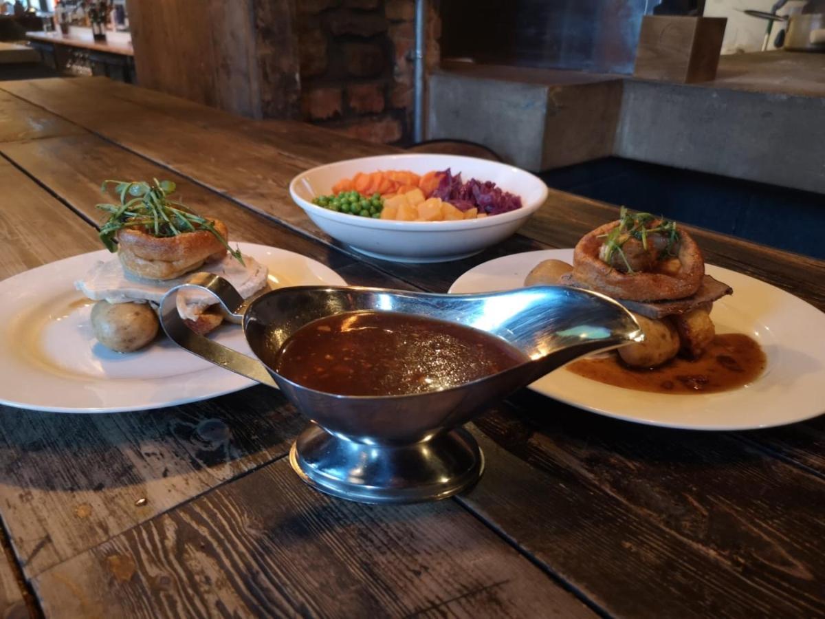 Cardiff Arms Bistro & Hotel Treorky Eksteriør billede