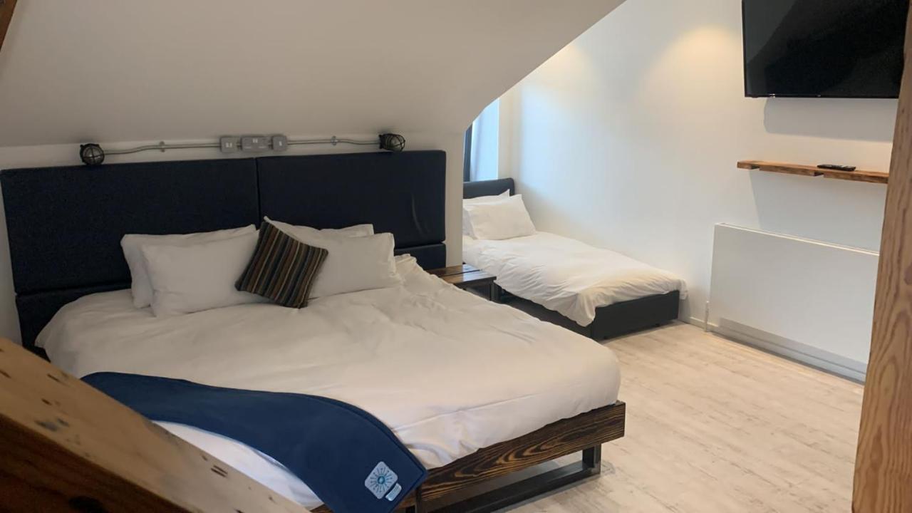 Cardiff Arms Bistro & Hotel Treorky Eksteriør billede